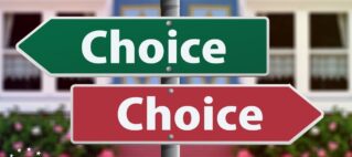 How do migrants choose their destination